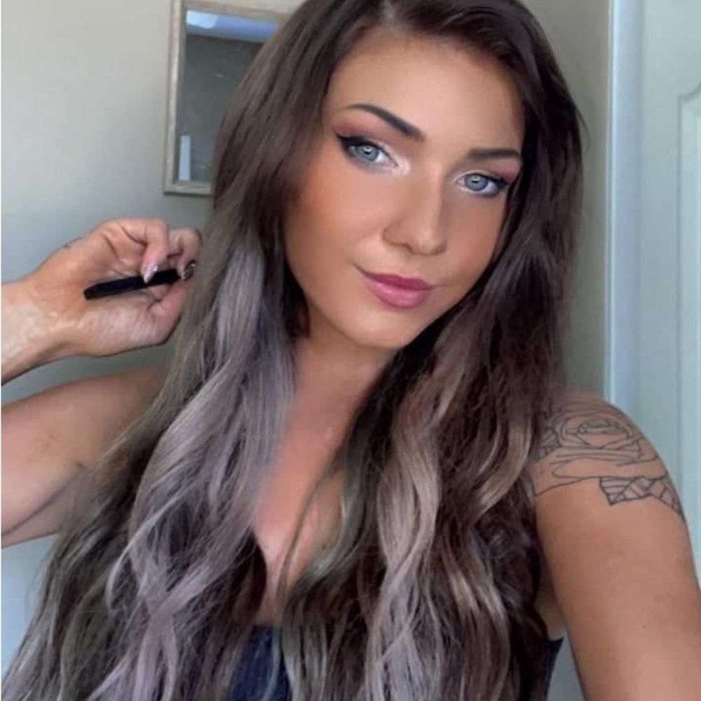 Meet your Posher, Kaylee